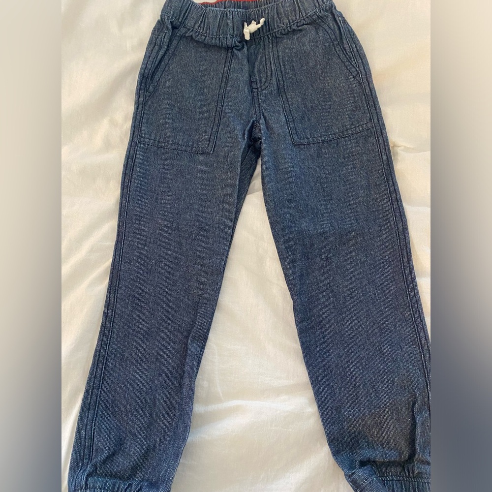 Boys elastic waistband cargo jeans